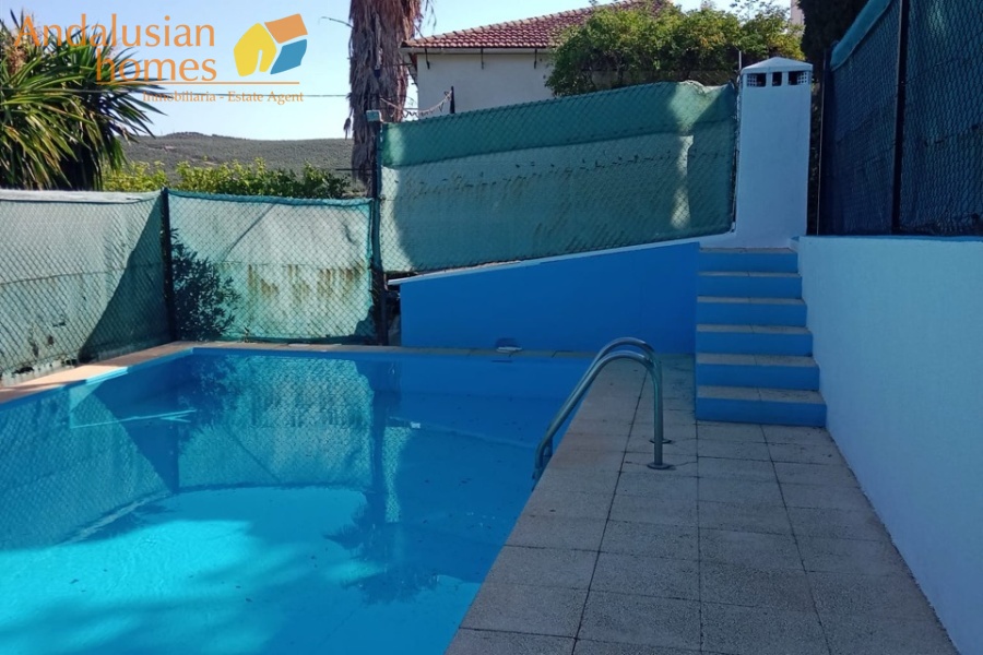 Álora property, finca for sale Álora, rustic farm Andalusia, country house Málaga, rural property Spain, finca with pool, citrus farm Álora, Andalusian countryside, property investment Spain, house with land Álora, country home for sale, rustic estate Málaga, real estate Álora, finca with fruit trees, Spanish country property

