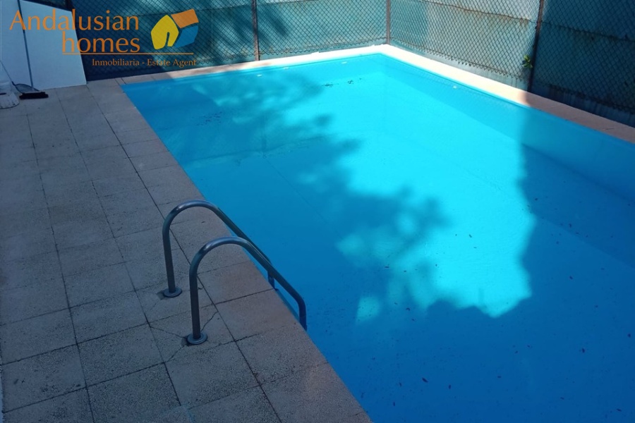 Álora property, finca for sale Álora, rustic farm Andalusia, country house Málaga, rural property Spain, finca with pool, citrus farm Álora, Andalusian countryside, property investment Spain, house with land Álora, country home for sale, rustic estate Málaga, real estate Álora, finca with fruit trees, Spanish country property
