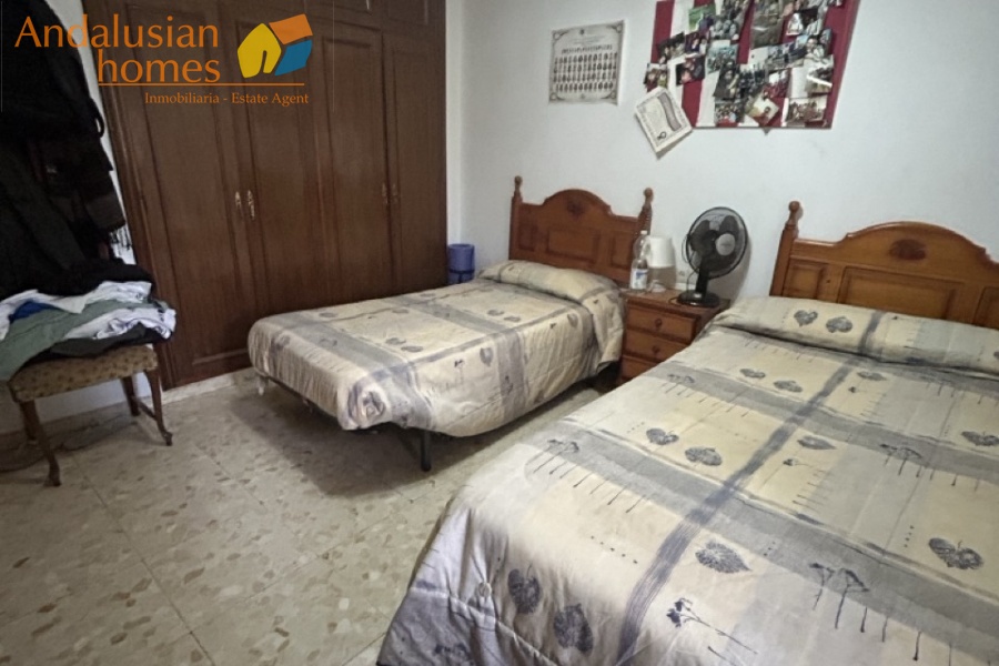 rustic farm, finca rústica, Álora property, property for sale Álora, countryside house, casa de campo, guest house, casa de invitados, lemon grove, huerto de limones, spacious house, casa espaciosa, land for sale, terreno en venta, rural retreat, retiro rural, modern renovation, renovación moderna, Andalusian farm, finca andaluza, private property, propiedad privada
