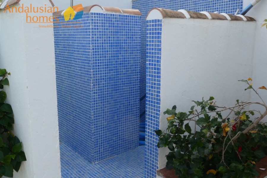 Álora property for sale, Andalusian estate, country house Spain, rural home Andalusia, villa with pool, private estate Spain, family home Andalusia, vacation home Spain, property with gardens, house with outbuildings, self-contained apartment, estate near Álora, luxury rural property, fruit trees property Spain, outdoor kitchen estate, investment property Andalusia, Spanish countryside villa, retreat near Málaga, estate with well, Spanish villa for sale
