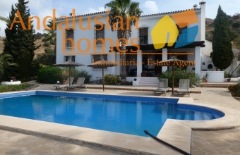 hotel for sale malaga, b&b for sale andalusia, boutique hotel for sale spain, country hotel for sale, guesthouse for sale costa del sol, rural hotel investment, bed and breakfast for sale spain, lifestyle business spain, property with pool and tennis court, historic hotel for sale, turnkey hospitality business, inland malaga property, country house with business potential.hotel en venta málaga, casa rural en venta andalucía, hotel boutique en venta españa, hostal en venta costa del sol, alojamiento rural en venta, inversión hotelera españa, bed and breakfast en venta, negocio turístico en venta, propiedad con piscina y pista de tenis, hotel histórico en venta, casa de campo con licencia turística, hotel rural andalucía, oportunidad de negocio hotelero.