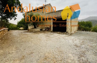 country house for sale, El Chorro property, Caminito del Rey, rural home Andalusia, finca for sale Spain, olive grove, country home Málaga, house with land, peaceful retreat, nature property, Spanish countryside, investment property, holiday home Andalusia, gated property, fireplace, olive and almond trees, casa de campo en venta, propiedad en El Chorro, Caminito del Rey, finca rústica Andalucía, casa rural Málaga, finca con olivos, casa con terreno, vivienda en la naturaleza, retiro tranquilo, propiedad rural, casa en venta España, inversión inmobiliaria, casa vacacional Andalucía, propiedad vallada, chimenea, olivos y almendros. country house for sale, El Chorro property, Caminito del Rey, rural home Andalusia, finca for sale Spain, olive grove, country home Málaga, house with land, peaceful retreat, nature property, Spanish countryside, investment property, holiday home Andalusia, gated property, fireplace, olive and almond trees, casa de campo en venta, propiedad en El Chorro, Caminito del Rey, finca rústica Andalucía, casa rural Málaga, finca con olivos, casa con terreno, vivienda en la naturaleza, retiro tranquilo, propiedad rural, casa en venta España, inversión inmobiliaria, casa vacacional Andalucía, propiedad vallada, chimenea, olivos y almendros.