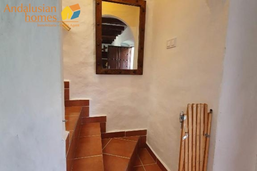 country homes for sale, casas de campo en venta, El Chorro property, Caminito del Rey, rural house Andalusia, casa rural Málaga, home and business opportunity, inversión turística España, holiday rental property, alojamiento rural, Booking.com 9.8 rating, mountain views, vistas a la montaña, private pool, piscina privada, property near Álora, finca for sale, turismo rural Andalucía, live and earn in Spain, vivir y trabajar en el campo