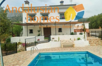 country homes for sale, casas de campo en venta, El Chorro property, Caminito del Rey, rural house Andalusia, casa rural Málaga, home and business opportunity, inversión turística España, holiday rental property, alojamiento rural, Booking.com 9.8 rating, mountain views, vistas a la montaña, private pool, piscina privada, property near Álora, finca for sale, turismo rural Andalucía, live and earn in Spain, vivir y trabajar en el campo