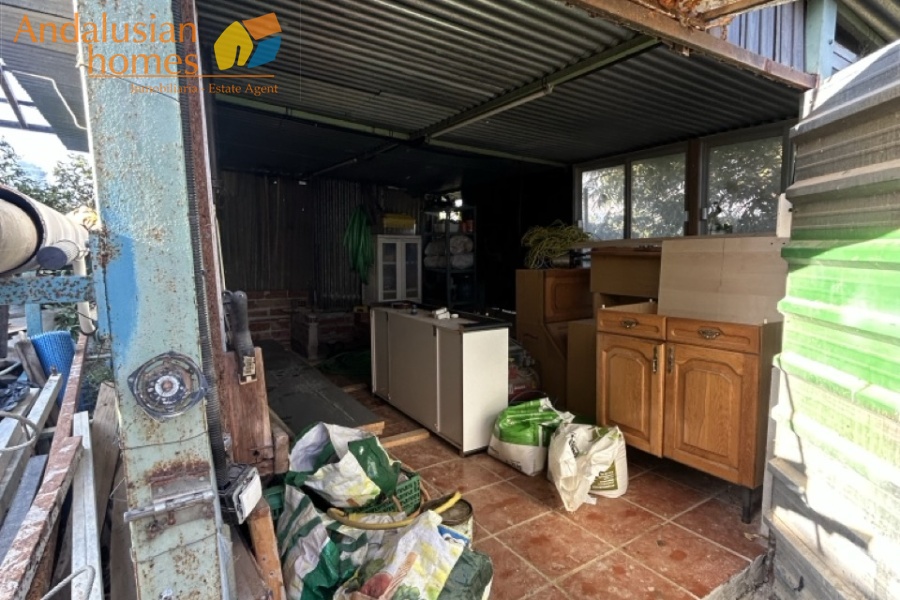 finca for sale los llanos, finca alora, country property alora, finca with land, olive grove property, rural property andalusia, renovation project spain, finca with outbuildings, canal water property, country house for sale malaga, spanish finca for renovation, finca near amenities, property with fruit trees