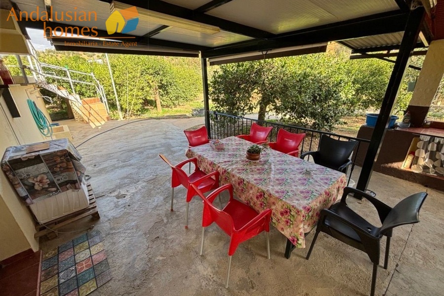 chalet for sale Álora, Las Mellizas property, country house Málaga, rural home for sale, finca Álora, house with pool Álora, property with well water, fruit trees property, peaceful rural retreat, fenced plot Álora, Andalusian countryside home, ready to move in chalet, Málaga real estate