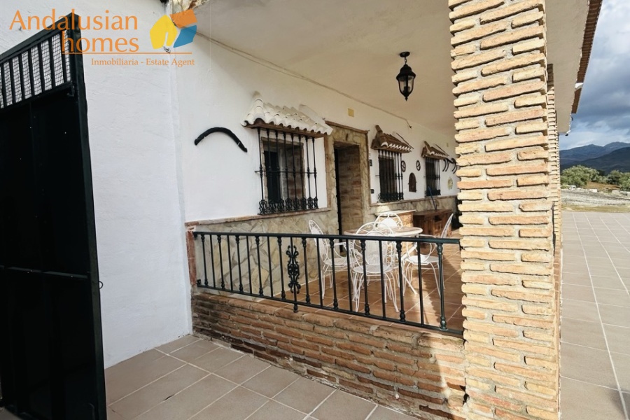 country house Los Angosturas, rural property Andalusia, house with mountain views, property with olive trees, country house near El Chorro, rural home Valle de Abdalajís, house with land Spain, countryside property with pool, private rural property, Andalusian country house