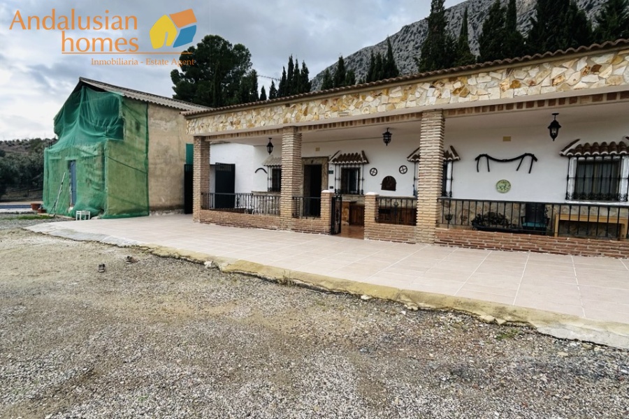 country house Los Angosturas, rural property Andalusia, house with mountain views, property with olive trees, country house near El Chorro, rural home Valle de Abdalajís, house with land Spain, countryside property with pool, private rural property, Andalusian country house