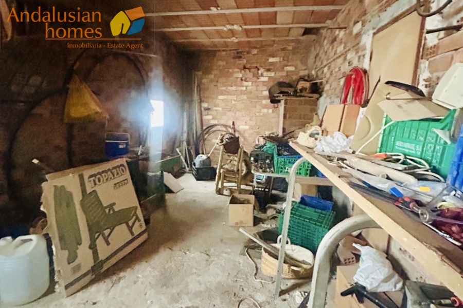 village house Álora, property for renovation Spain, village property Andalusia, house with two apartments, investment property Álora, traditional Spanish village house, property with terraces, town centre property Spain, renovation opportunity Andalusia