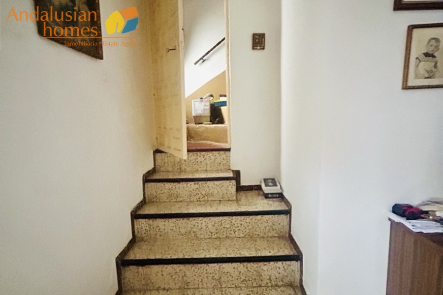 village house Álora, property for renovation Spain, village property Andalusia, house with two apartments, investment property Álora, traditional Spanish village house, property with terraces, town centre property Spain, renovation opportunity Andalusia