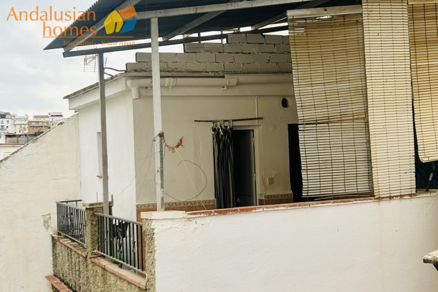 village house Álora, property for renovation Spain, village property Andalusia, house with two apartments, investment property Álora, traditional Spanish village house, property with terraces, town centre property Spain, renovation opportunity Andalusia