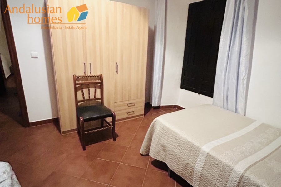cortijo Valle de Abdalajís, traditional cortijo Andalusia, country property with olive trees, rural house for sale Spain, cortijo with land Málaga, country home near Álora, Andalusian farmhouse for sale, rural property with outbuildings