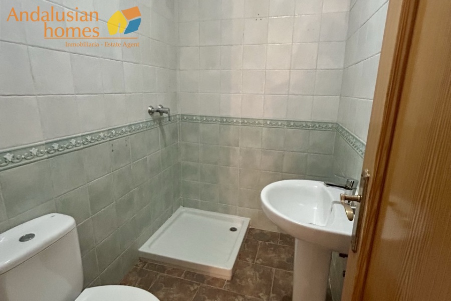 Álora apartment, town centre property, two-storey apartment, Álora town living, property for sale Álora, Malaga apartment, Andalusia property, investment property Spain, walking distance amenities, residential apartment