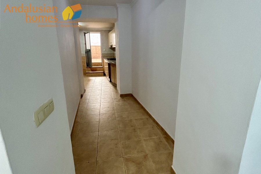 Álora apartment, town centre property, two-storey apartment, Álora town living, property for sale Álora, Malaga apartment, Andalusia property, investment property Spain, walking distance amenities, residential apartment