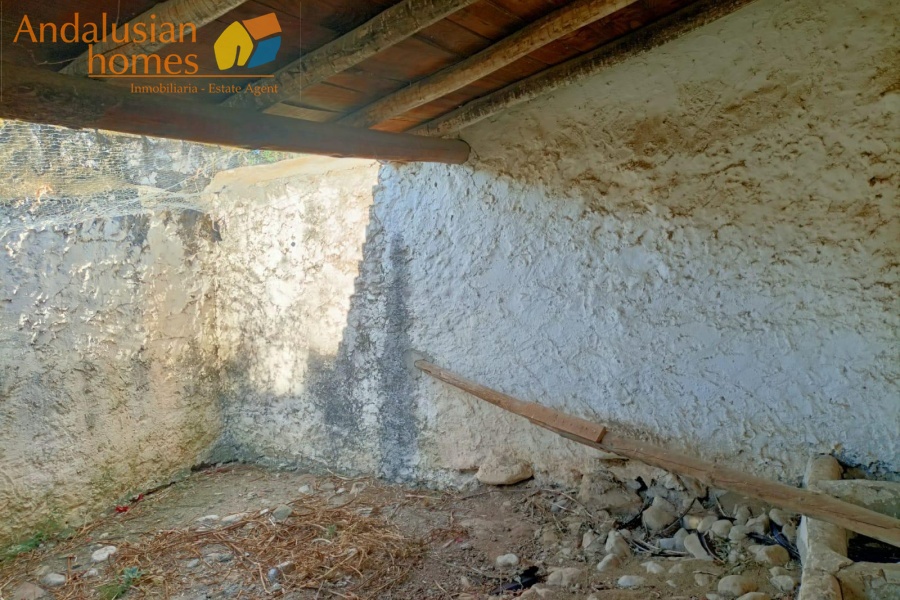 large cortijo for sale, cortijo for reform, traditional cortijo spain, rural renovation project, olive grove property, country house for sale, andalusian cortijo, investment property spain, rural tourism project, house with land for sale, agricultural land with cortijo, large rural property, cortijo renovation opportunity, countryside estate for sale