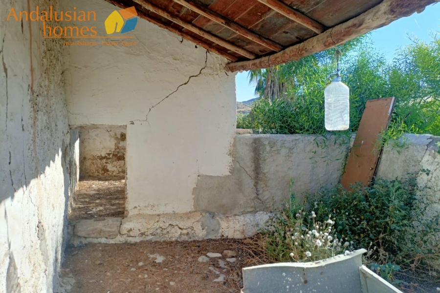 large cortijo for sale, cortijo for reform, traditional cortijo spain, rural renovation project, olive grove property, country house for sale, andalusian cortijo, investment property spain, rural tourism project, house with land for sale, agricultural land with cortijo, large rural property, cortijo renovation opportunity, countryside estate for sale