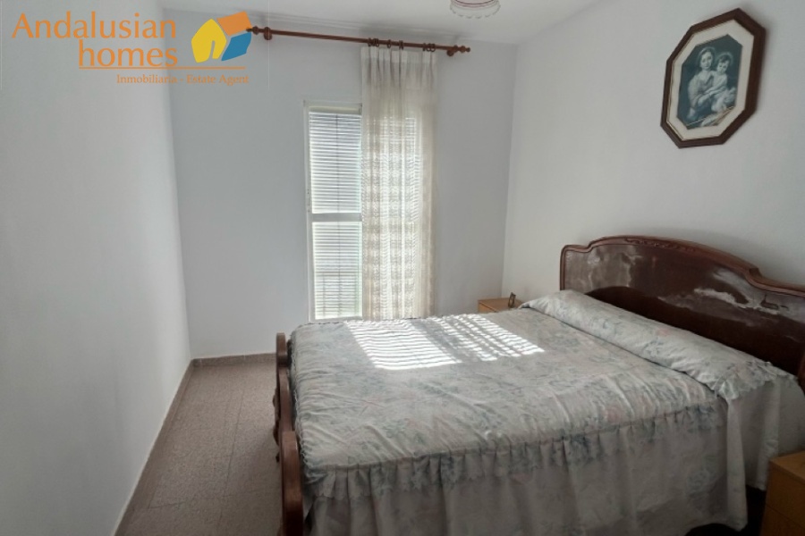 casa de pueblo Gibralgalia, vivienda rural Cártama, casa en venta Málaga interior, propiedad con parcela, casa con piscina, vivienda rural Andalucía, casa con garaje, casa de campo Cártama, inmueble rústico urbano