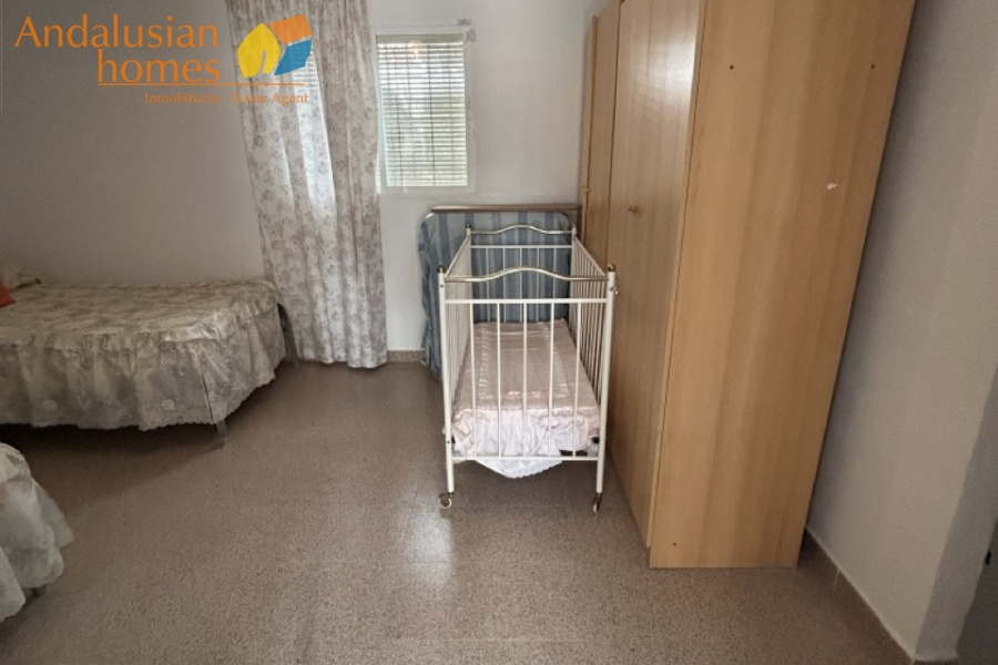 casa de pueblo Gibralgalia, vivienda rural Cártama, casa en venta Málaga interior, propiedad con parcela, casa con piscina, vivienda rural Andalucía, casa con garaje, casa de campo Cártama, inmueble rústico urbano