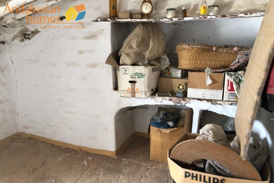 town house for reform, casa de pueblo para reformar, renovation project Spain, village house, property for renovation, inversión inmobiliaria, Spanish town house, casa para renovar, rental investment, proyecto de reforma, village property Spain