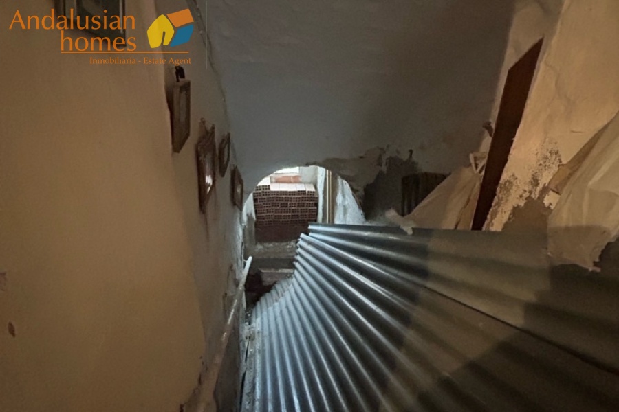 town house for reform, casa de pueblo para reformar, renovation project Spain, village house, property for renovation, inversión inmobiliaria, Spanish town house, casa para renovar, rental investment, proyecto de reforma, village property Spain
