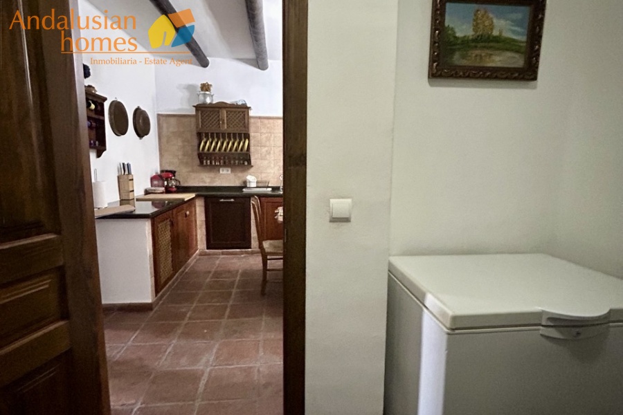 finca en venta Álora, casa rural Málaga, propiedad con olivos, finca con 60.000m2, casa con piscina Málaga, casa con apartamento independiente, casa de invitados, finca con 7 dormitorios, propiedad campo Andalucía, acceso A357 Málaga