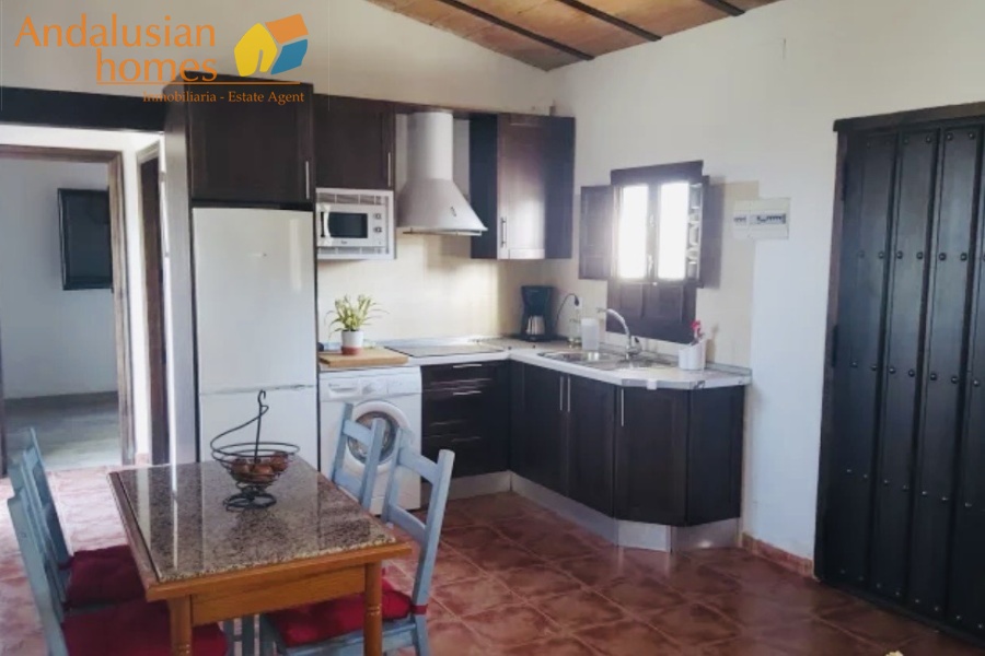 finca en venta Álora, casa rural Málaga, propiedad con olivos, finca con 60.000m2, casa con piscina Málaga, casa con apartamento independiente, casa de invitados, finca con 7 dormitorios, propiedad campo Andalucía, acceso A357 Málaga