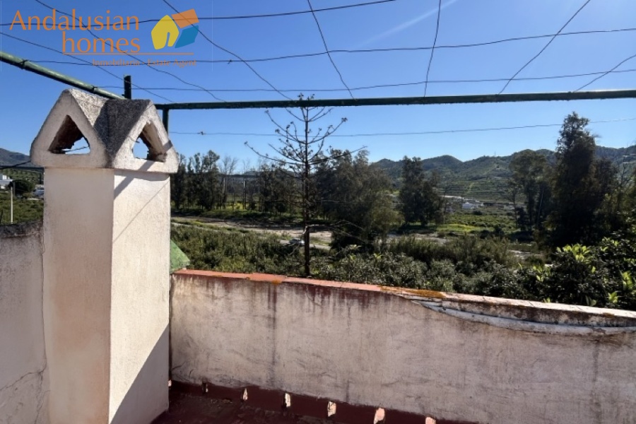 Álora property, country house Spain, rural property Málaga, house with land Álora, renovation project Spain, finca Málaga, traditional Spanish house, property investment Spain, countryside home, house with fruit trees, real estate Álora, Andalusia property