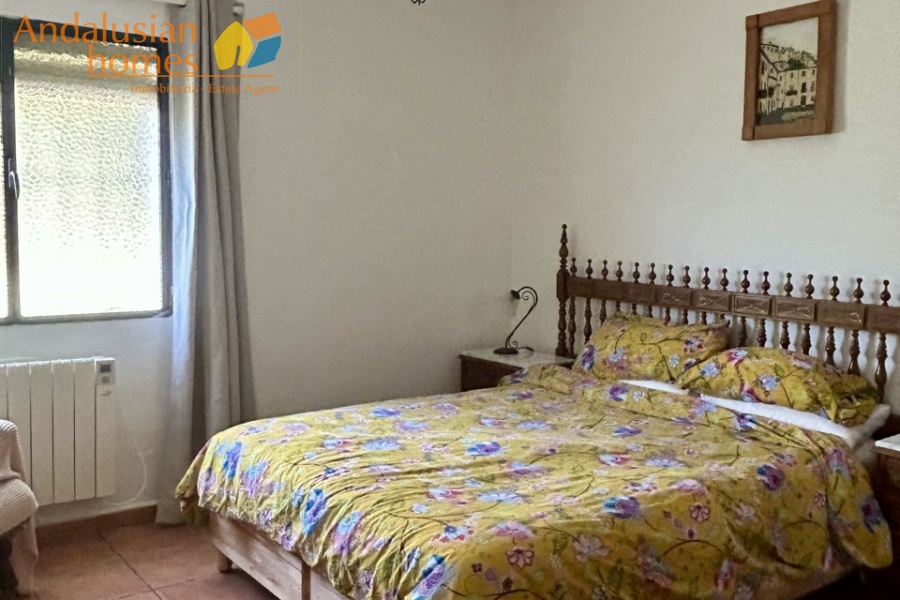Country home, Álora, Las Mellizas, Málaga countryside, detached villa, olive grove, 4000m2 plot, private pool, panoramic views, terraces, fenced plot, parking, fireplace, ensuite bedroom, outdoor living, rural retreat, train access, investment property, holiday rental, tourism potential, Andalusian property, peaceful location, close to El Chorro, near Málaga coast