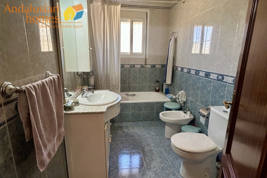 Álora property, country house Álora, house with casita Spain, rural property Málaga, property for sale Álora, Andalusian country home, house with land Spain, investment property Málaga, guest house property Spain, inland Costa del Sol property