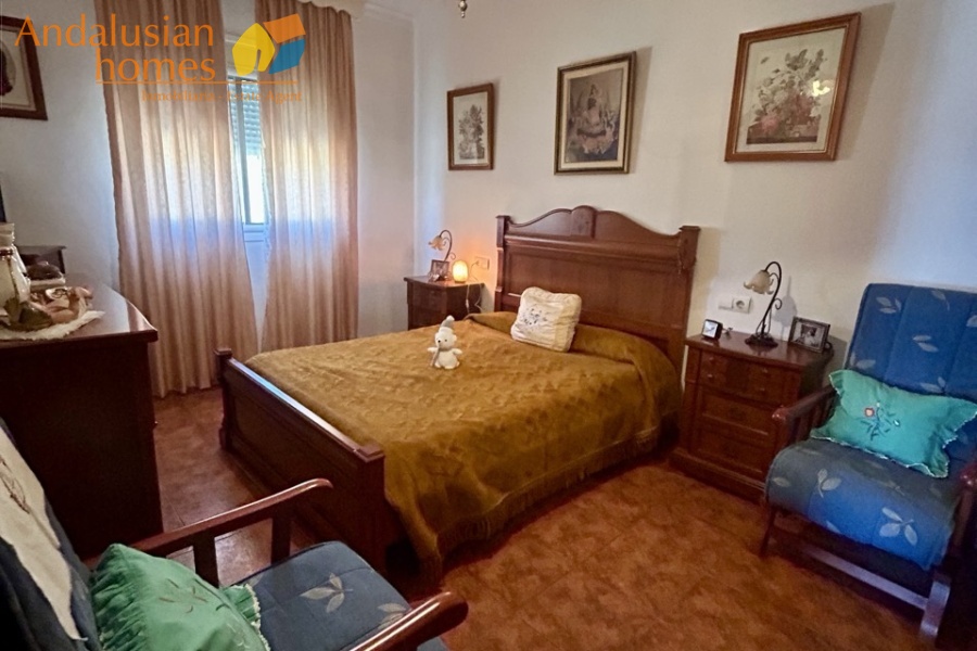 Álora property, country house Álora, house with casita Spain, rural property Málaga, property for sale Álora, Andalusian country home, house with land Spain, investment property Málaga, guest house property Spain, inland Costa del Sol property