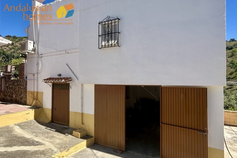 Álora property, country house Álora, house with casita Spain, rural property Málaga, property for sale Álora, Andalusian country home, house with land Spain, investment property Málaga, guest house property Spain, inland Costa del Sol property