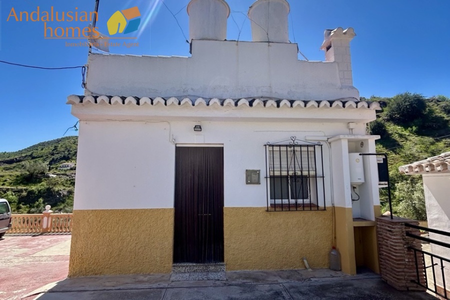 Álora property, country house Álora, house with casita Spain, rural property Málaga, property for sale Álora, Andalusian country home, house with land Spain, investment property Málaga, guest house property Spain, inland Costa del Sol property