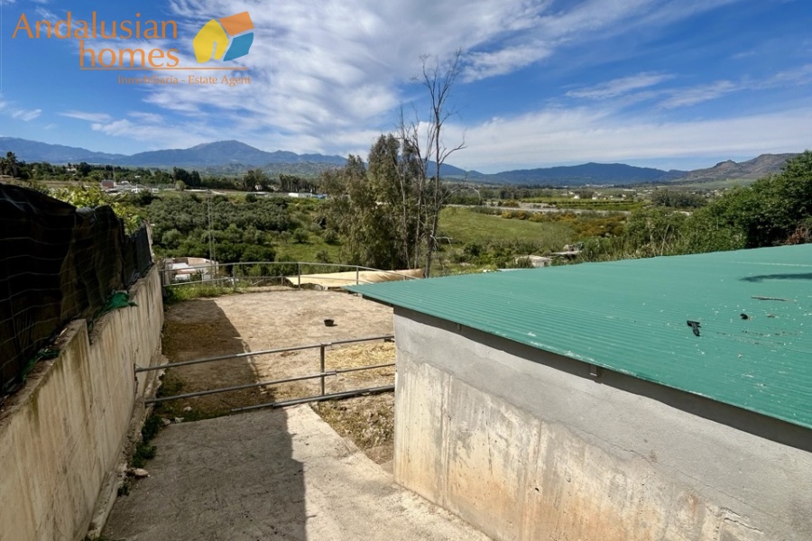 country property Cártama, rural property Málaga, equestrian property Spain, property with stables Málaga, country house for sale Andalusia, finca with guest house Spain, horse property with OCA licence, rural tourism investment Málaga, property near Málaga coast, finca for sale Cártama, Andalusian countryside property, property with land 2500m2, house with paddock Spain, investment property southern Spain
