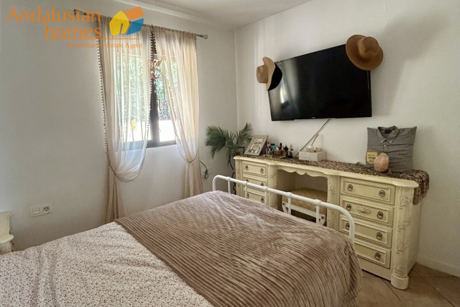country property Cártama, rural property Málaga, equestrian property Spain, property with stables Málaga, country house for sale Andalusia, finca with guest house Spain, horse property with OCA licence, rural tourism investment Málaga, property near Málaga coast, finca for sale Cártama, Andalusian countryside property, property with land 2500m2, house with paddock Spain, investment property southern Spain
