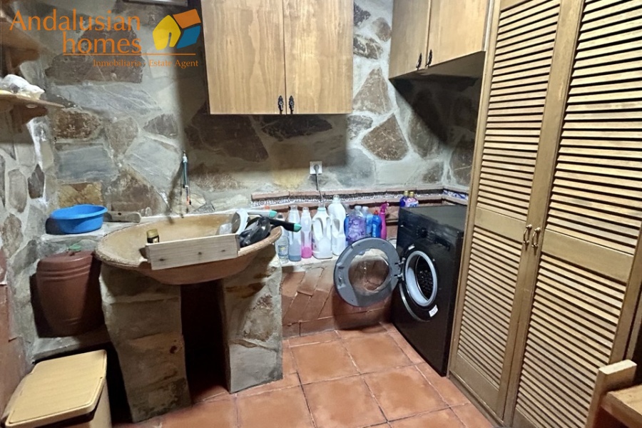 Rural property Álora, country house Pizarra, finca with casitas Spain, rural tourism investment Andalusia, guest house business Spain, property with land Málaga, finca with pool Spain, holiday rental opportunity Andalusia, countryside property for sale Spain, investment property Málaga