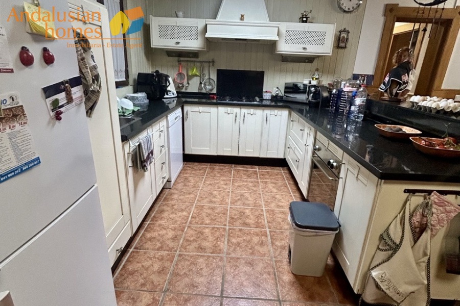 Rural property Álora, country house Pizarra, finca with casitas Spain, rural tourism investment Andalusia, guest house business Spain, property with land Málaga, finca with pool Spain, holiday rental opportunity Andalusia, countryside property for sale Spain, investment property Málaga