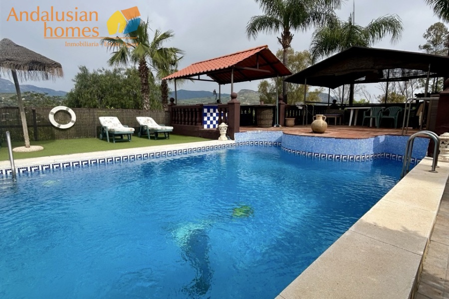 Rural property Álora, country house Pizarra, finca with casitas Spain, rural tourism investment Andalusia, guest house business Spain, property with land Málaga, finca with pool Spain, holiday rental opportunity Andalusia, countryside property for sale Spain, investment property Málaga