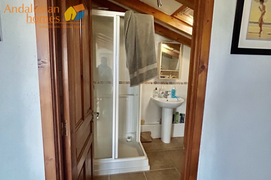 country home Álora, house for sale Álora, rural property Málaga, detached villa Spain, countryside villa Andalusia, house with pool Álora, panoramic views property Spain, finca for sale Málaga, large plot property Spain, real estate Álora, villa near train station Álora, Andalusian country house
