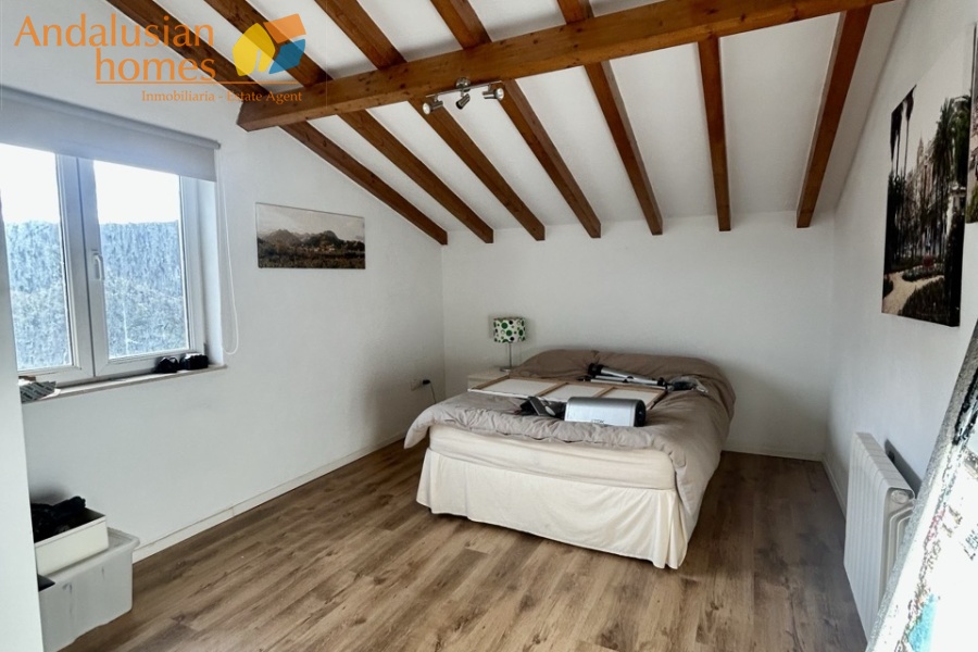 country home Álora, house for sale Álora, rural property Málaga, detached villa Spain, countryside villa Andalusia, house with pool Álora, panoramic views property Spain, finca for sale Málaga, large plot property Spain, real estate Álora, villa near train station Álora, Andalusian country house
