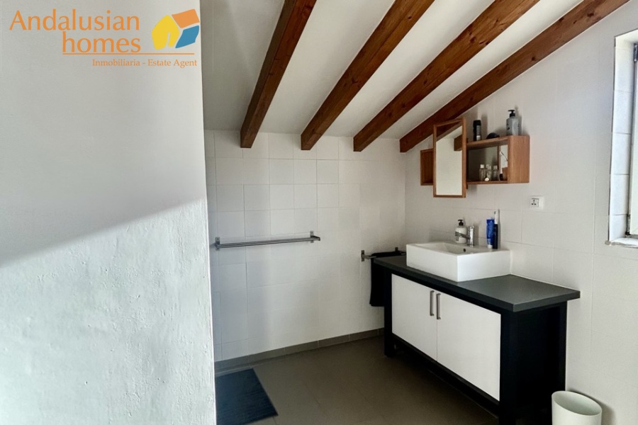 country home Álora, house for sale Álora, rural property Málaga, detached villa Spain, countryside villa Andalusia, house with pool Álora, panoramic views property Spain, finca for sale Málaga, large plot property Spain, real estate Álora, villa near train station Álora, Andalusian country house
