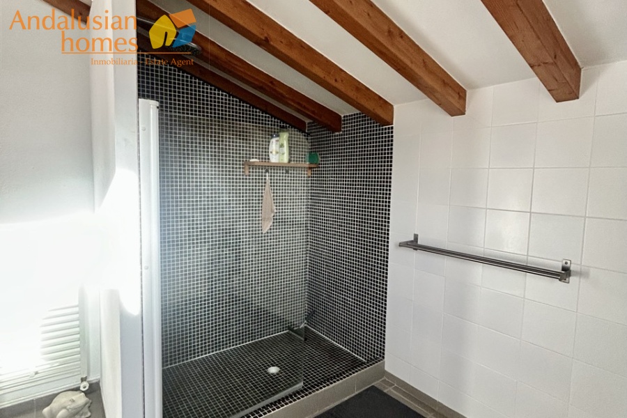 country home Álora, house for sale Álora, rural property Málaga, detached villa Spain, countryside villa Andalusia, house with pool Álora, panoramic views property Spain, finca for sale Málaga, large plot property Spain, real estate Álora, villa near train station Álora, Andalusian country house

