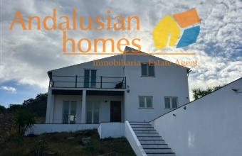 country home Álora, house for sale Álora, rural property Málaga, detached villa Spain, countryside villa Andalusia, house with pool Álora, panoramic views property Spain, finca for sale Málaga, large plot property Spain, real estate Álora, villa near train station Álora, Andalusian country house

