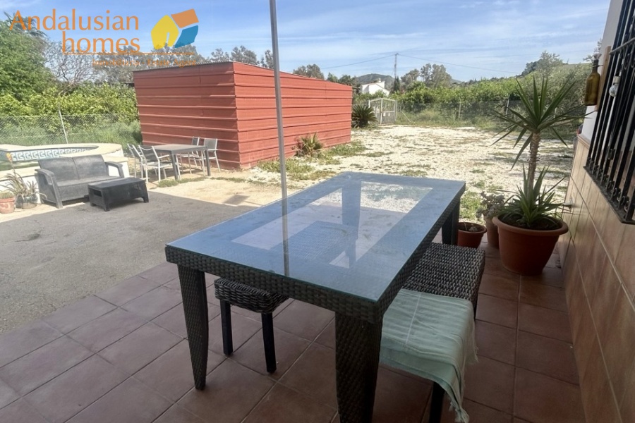 finca rústica Álora, casa de campo Málaga, propiedad rural España, finca con piscina Álora, casa no hipotecable España, finca ecuestre Málaga, casa con terreno 3000m2, propiedad con pozo agua España, rural property Andalusia, horse property Spain, country house near Álora, finca en venta Málaga, casa con vistas montaña Andalucía
