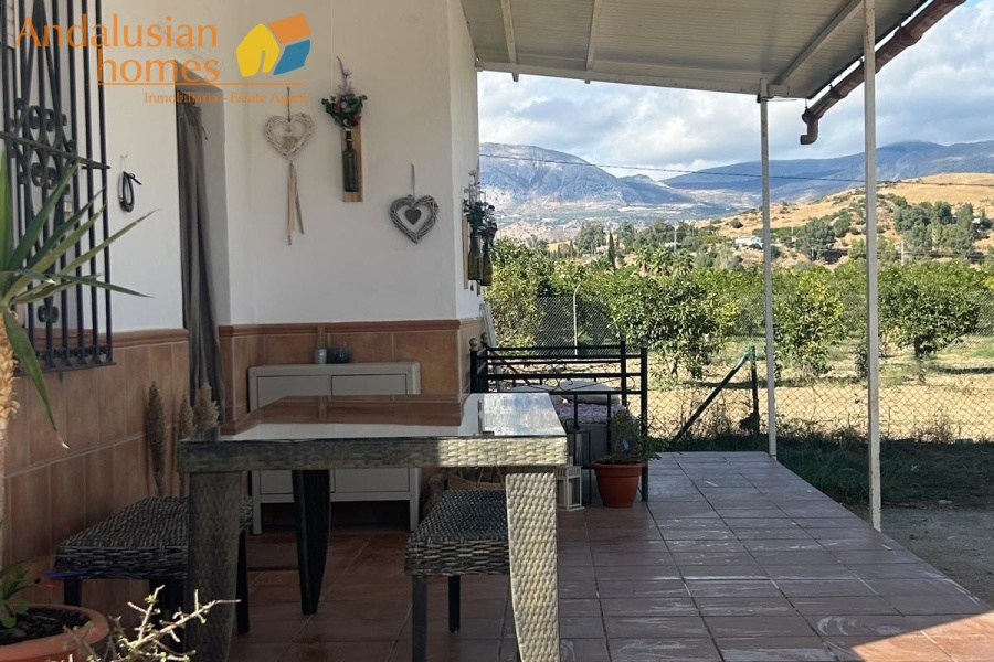 finca rústica Álora, casa de campo Málaga, propiedad rural España, finca con piscina Álora, casa no hipotecable España, finca ecuestre Málaga, casa con terreno 3000m2, propiedad con pozo agua España, rural property Andalusia, horse property Spain, country house near Álora, finca en venta Málaga, casa con vistas montaña Andalucía
