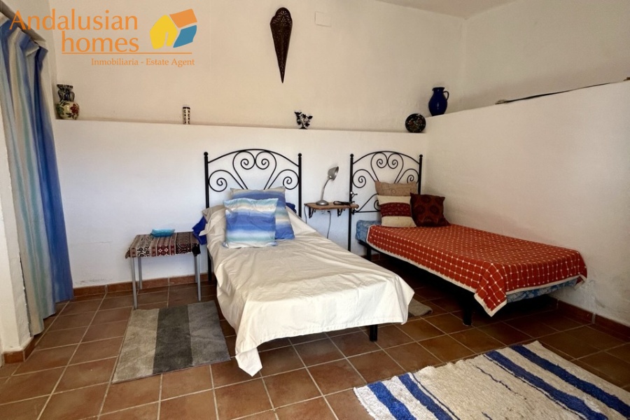 finca for sale, property for sale Álora, finca for sale Málaga, equestrian property Spain, horse property Spain, equestrian finca Málaga, country house Álora, rural property Málaga, Spanish finca, Andalusian finca, property with stables, horse finca, finca with guest apartments, property with guest accommodation, finca with swimming pool, 32,000m2 finca, land for sale Álora, horse riding property Spain, OCA horse licence, property with riding arenas, rural retreat Spain, investment property Málaga, multi-family property Spain, country estate Málaga,finca en venta, finca en venta Álora, finca en venta Málaga, propiedad ecuestre España, finca ecuestre Málaga, finca para caballos, propiedad rural Álora, casa de campo Málaga, finca rústica Andalucía, finca andaluza, propiedad con establos, finca con boxes para caballos, finca con apartamentos, finca con alojamiento independiente, finca con piscina, finca de 32.000 m², terreno en venta Álora, propiedad para caballos España, licencia OCA caballos, finca con pistas ecuestres, propiedad rural Andalucía, finca para inversión Málaga, finca con apartamentos independientes, cortijo en venta Málaga, finca privada Álora